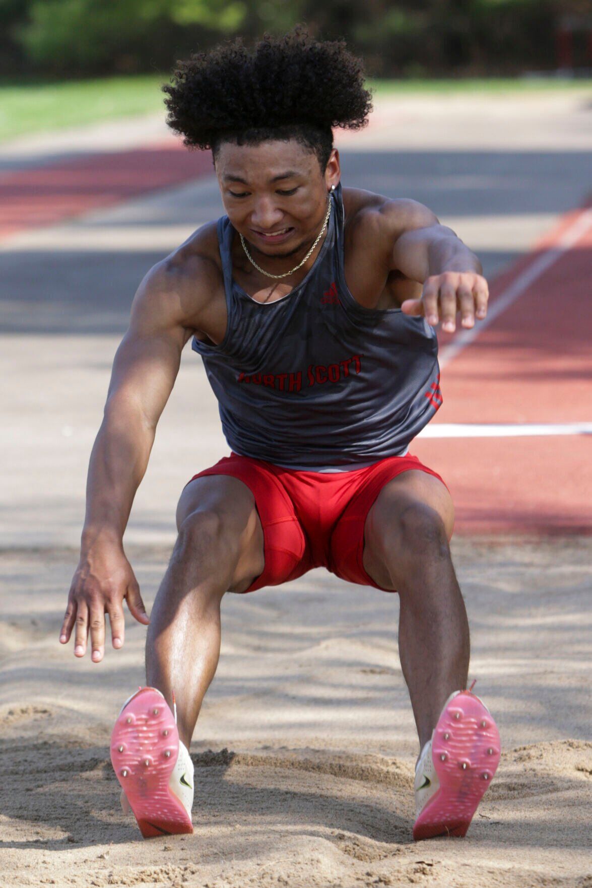 051222-qc-spt-district track-112.jpg